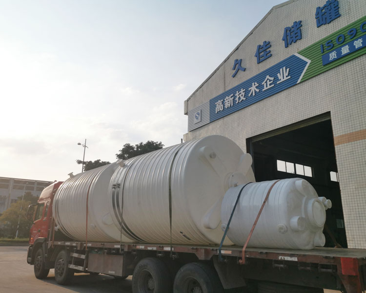 用LDPE和LLDPE制作的pe儲罐有什么區(qū)別呢?